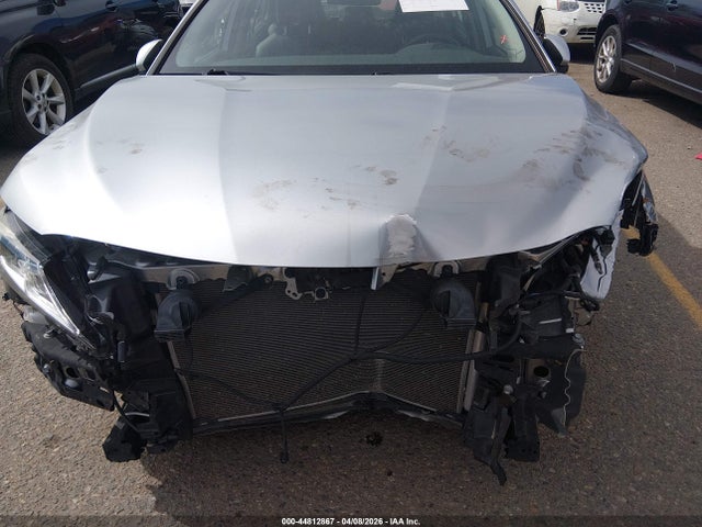 4T1B11HK8KU792827 Toyota CAMRY SE