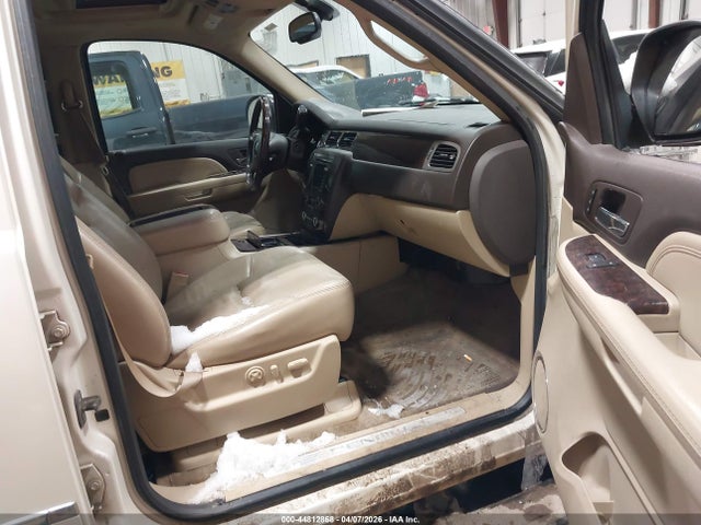 44812868 :رقم المزاد ، 1GKFK03299R198706 vin ، 2009 Gmc Yukon Denali مزاد بيع