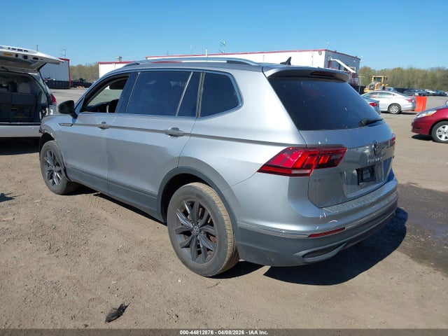 2023 VOLKSWAGEN TIGUAN 3VVMB7AX0PM033587 Photo 2