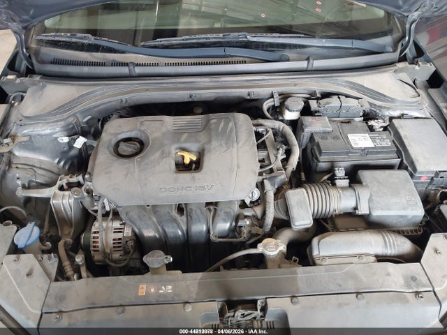5NPD74LF1LH615782 Hyundai ELANTRA SE