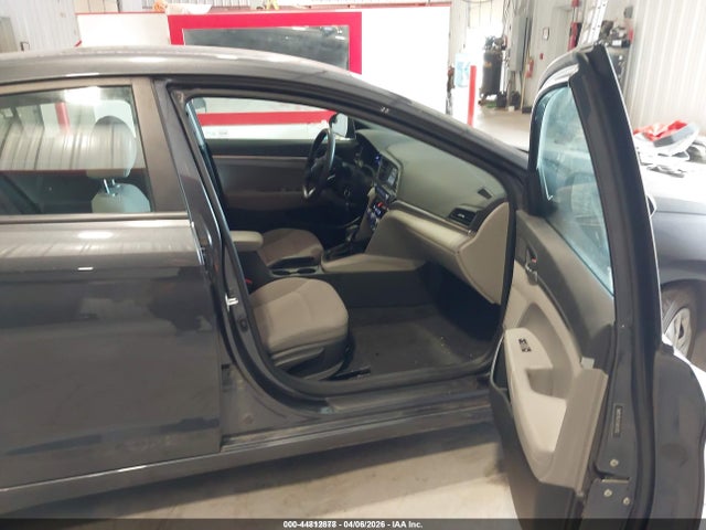 5NPD74LF1LH615782 Hyundai ELANTRA SE