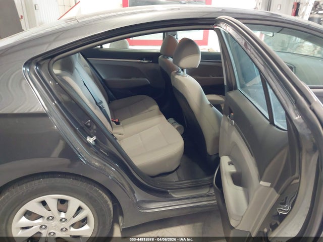 5NPD74LF1LH615782 Hyundai ELANTRA SE