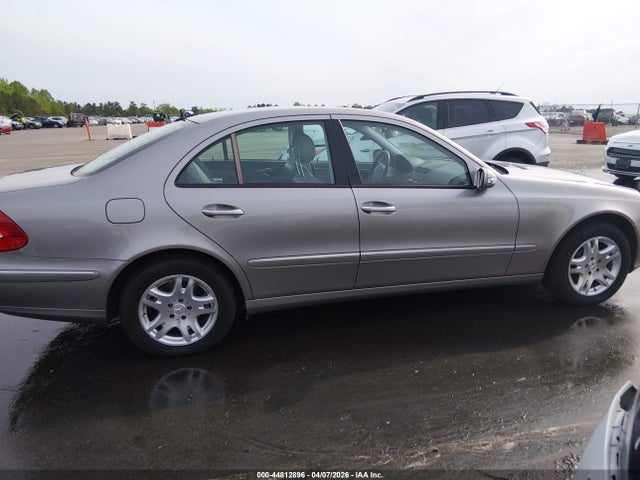 44812896 :رقم المزاد ، WDBUF82J55X167794 vin ، 2005 Mercedes-benz E 320 4matic مزاد بيع