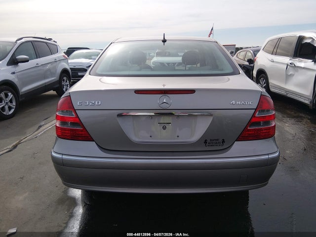 44812896 :رقم المزاد ، WDBUF82J55X167794 vin ، 2005 Mercedes-benz E 320 4matic مزاد بيع
