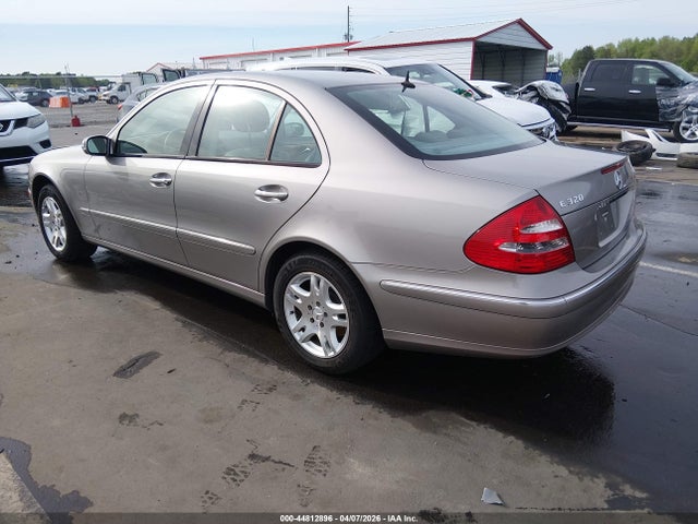 44812896 :رقم المزاد ، WDBUF82J55X167794 vin ، 2005 Mercedes-benz E 320 4matic مزاد بيع