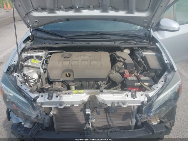 44812897 :رقم المزاد ، 5YFBURHE8HP717152 vin ، 2017 Toyota Corolla Le مزاد بيع