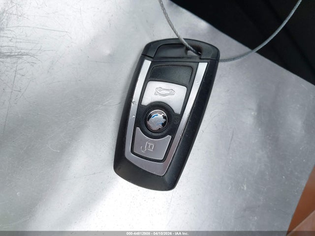 44812908 :رقم المزاد ، WBA3B3C50EJ980487 vin ، 2014 Bmw 328i Xdrive مزاد بيع