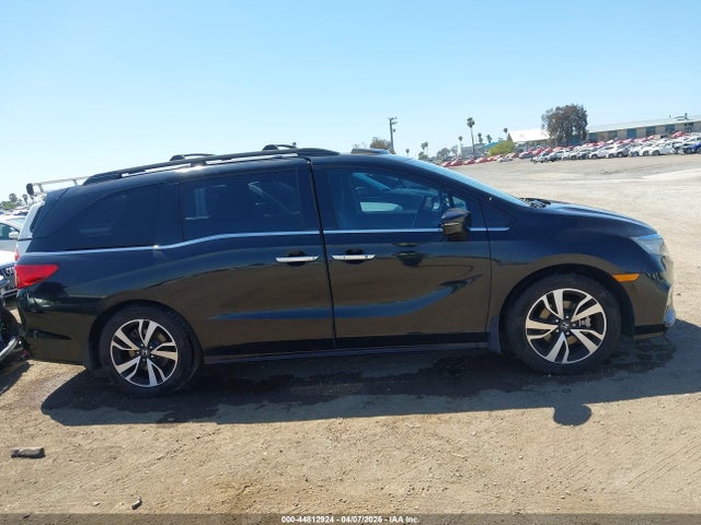 Honda Odyssey Elite 2018 5FNRL6H94JB008786 Image 13