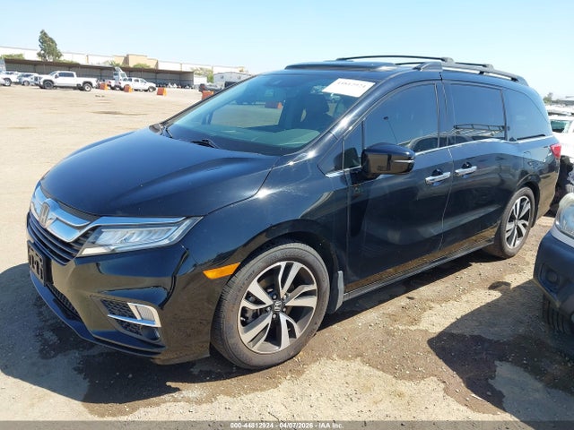 Honda Odyssey Elite 2018 5FNRL6H94JB008786 Image 2