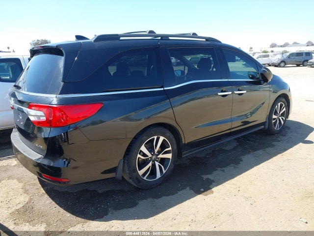 Honda Odyssey Elite 2018 5FNRL6H94JB008786 Image 4