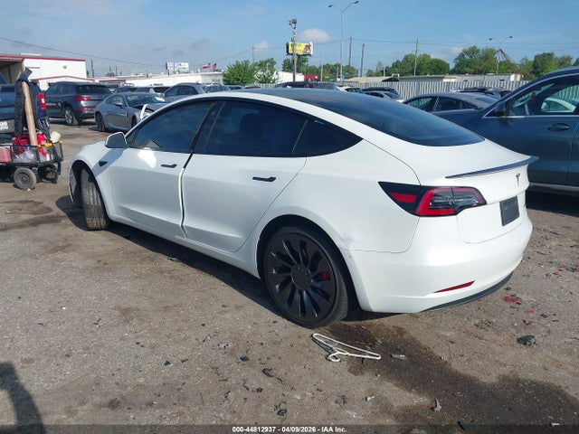 44812937 :رقم المزاد ، 5YJ3E1EC2NF164589 vin ، 2022 Tesla Model 3 Performance Dual Motor All-wheel Drive مزاد بيع