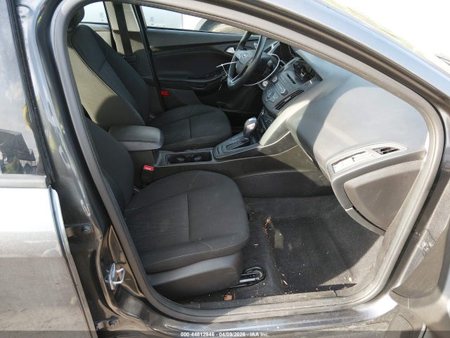 Продажа на аукционе авто 2016 Ford Focus Se, vin: 1FADP3F21GL281957, номер лота: 44812946