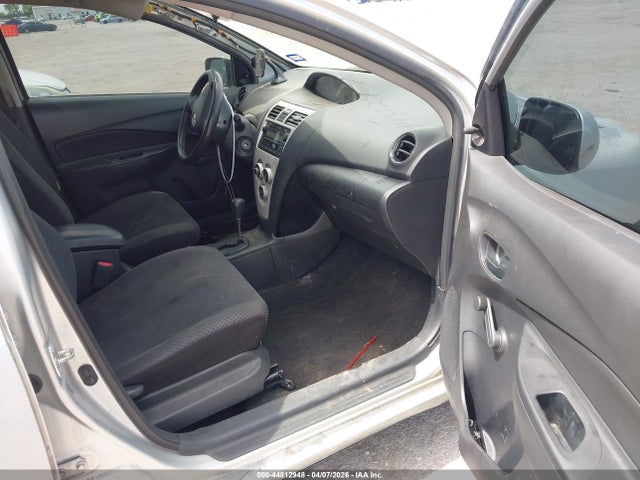 44812948 :رقم المزاد ، JTDBT923981267123 vin ، 2008 Toyota Yaris مزاد بيع