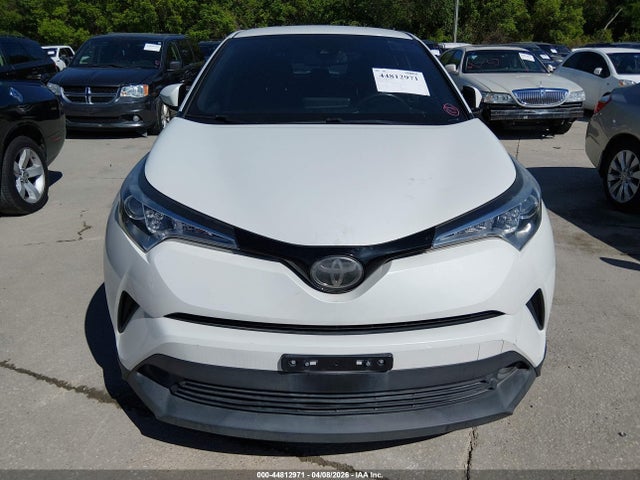 Toyota C-HR XLE 2018 NMTKHMBX9JR050718 Image 12