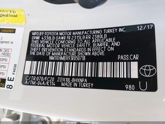 Toyota C-HR XLE 2018 NMTKHMBX9JR050718 Image 9