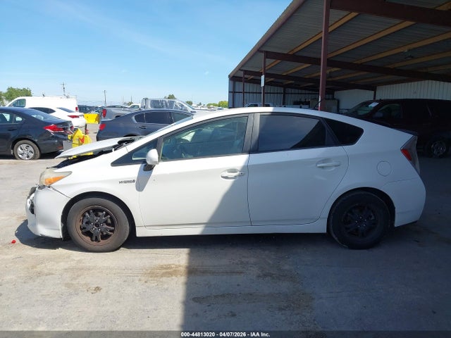 Toyota Prius Four 2014 JTDKN3DU0E1801666 Image 14