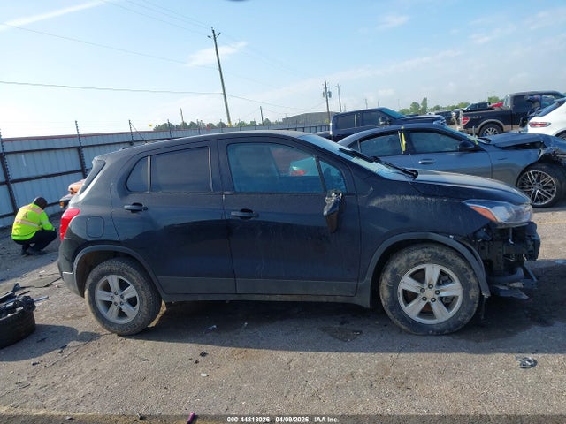 44813026 :رقم المزاد ، 3GNCJKSB5LL140774 vin ، 2020 Chevrolet Trax Fwd Ls مزاد بيع