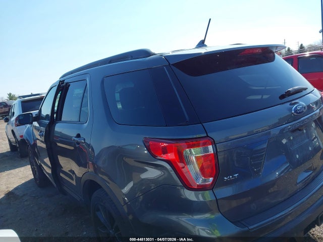Auction sale of the 2018 Ford Explorer Xlt, vin: 1FM5K8D83JGA65962, lot number: 44813031