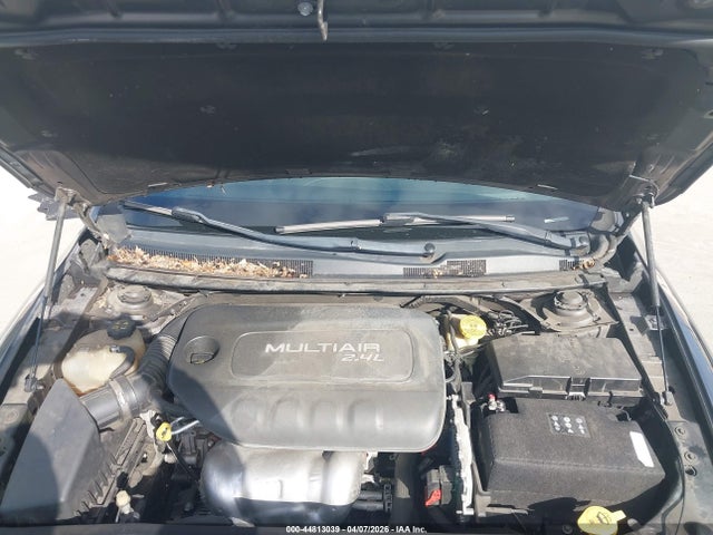 2015 CHRYSLER 200 1C3CCCBB0FN522177 Photo 9