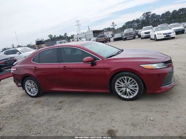 4T1B11HK0JU614800 Toyota CAMRY XLE