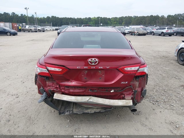 4T1B11HK0JU614800 Toyota CAMRY XLE