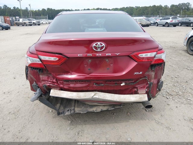 4T1B11HK0JU614800 Toyota CAMRY XLE