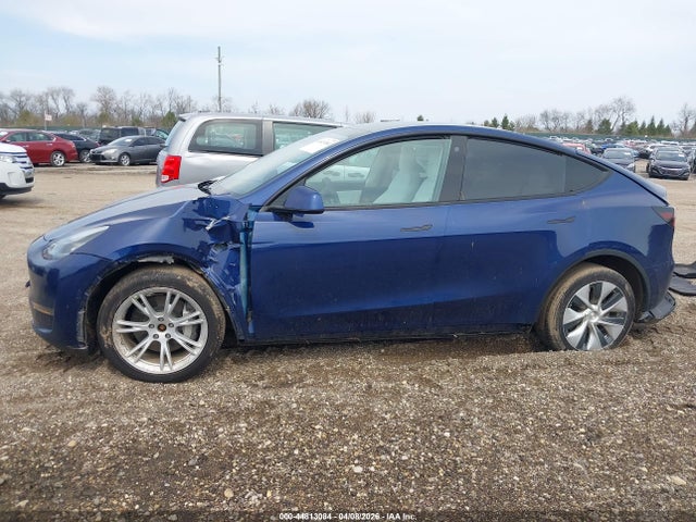 7SAYGDEE0NF400890 Tesla Model Y Long Range Dual Motor All-wheel Drive