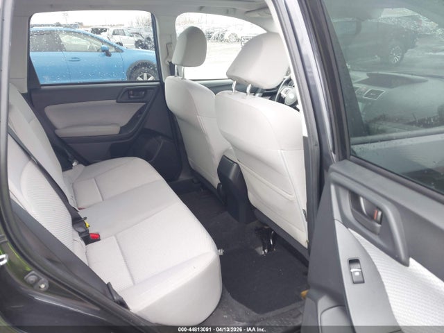 44813091 :رقم المزاد ، JF2SJAGC2JH511807 vin ، 2018 Subaru Forester 2.5i Premium مزاد بيع