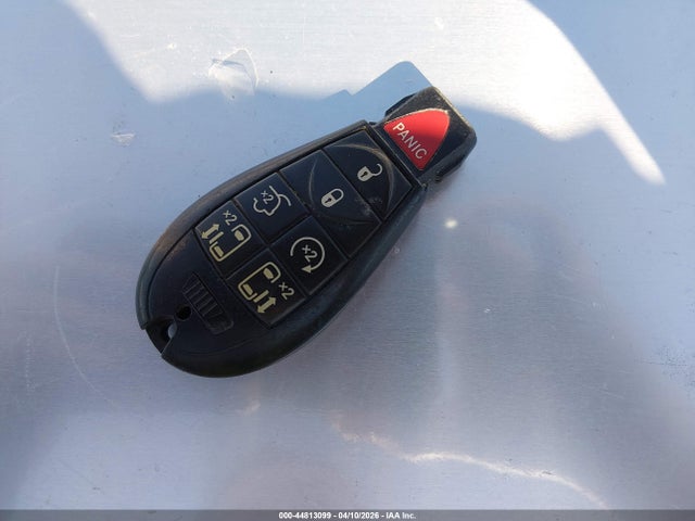 2011 CHRYSLER TOWN & COUNTRY 2A4RR8DG4BR721931 Photo 10