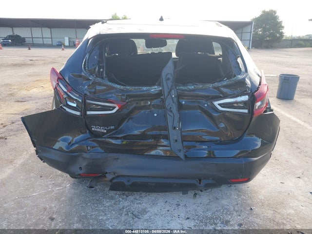 JN1BJ1AV6MW562982 Nissan Rogue Sport S Fwd Xtronic Cvt