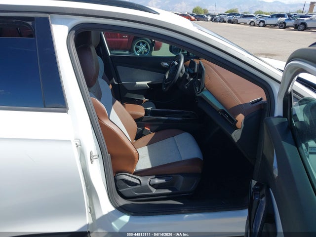 2024 Volkswagen Id.4 Awd Pro მანქანა იყიდება აუქციონზე, vin: 1V2DSPE82RC002376, აუქციონის ნომერი: 44813111