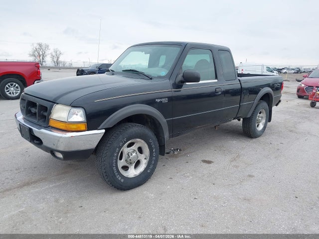 44813119 :رقم المزاد ، 1FTZR15V2YPA18526 vin ، 2000 Ford Ranger Xl/xlt مزاد بيع