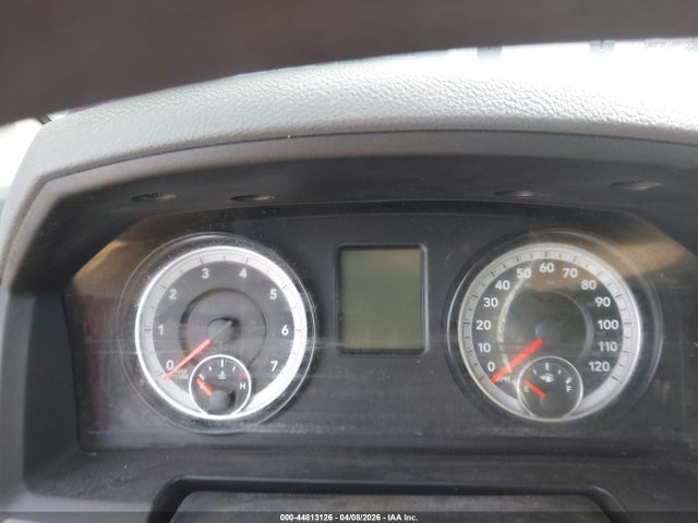 2015 Ram 1500 Express მანქანა იყიდება აუქციონზე, vin: 1C6RR6KT2FS565796, აუქციონის ნომერი: 44813126