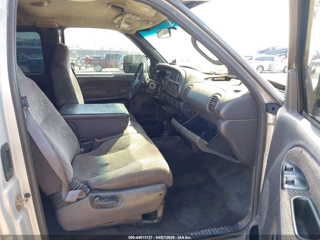Продажа на аукционе авто 2001 Dodge Ram 1500 St, vin: 3B7HF13Z11G233156, номер лота: 44813127