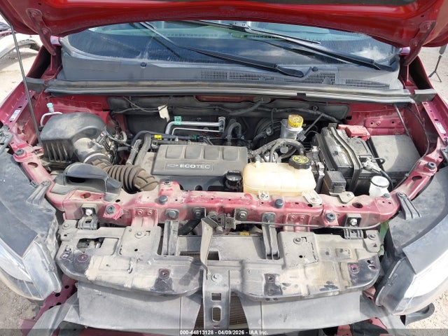 44813128 :رقم المزاد ، 3GNCJLSB8KL399473 vin ، 2019 Chevrolet Trax Lt مزاد بيع