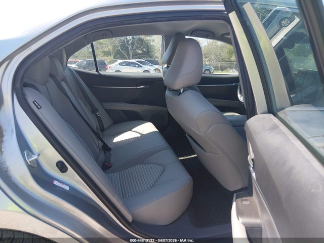 Aukcja sprzedaży 2022 Toyota Camry Se, vin: 4T1G11AK0NU677689, numer aukcji: 44813132