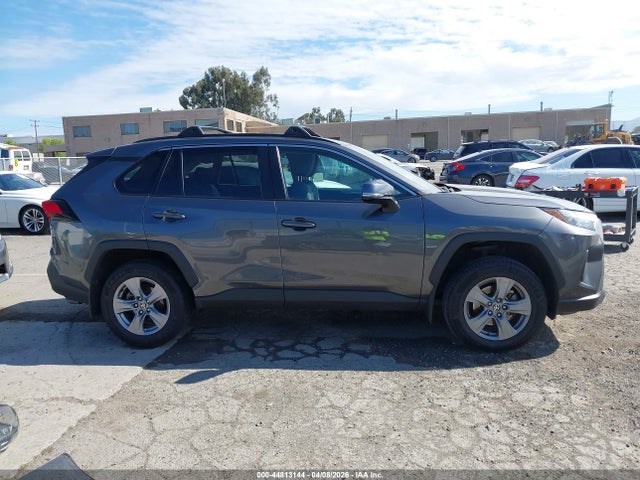 Toyota Rav4 Xle 2022 2T3W1RFV5NC182085 Image 13