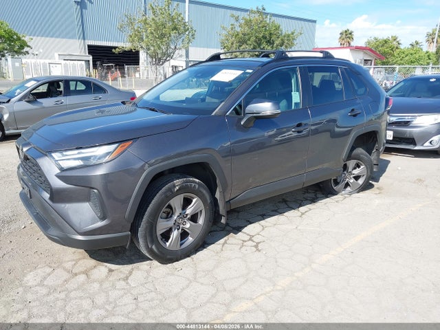 Toyota Rav4 Xle 2022 2T3W1RFV5NC182085 Image 2