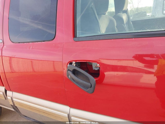 44813158 :رقم المزاد ، 2GCEK19T021147817 vin ، 2002 Chevrolet Silverado 1500 Ls مزاد بيع