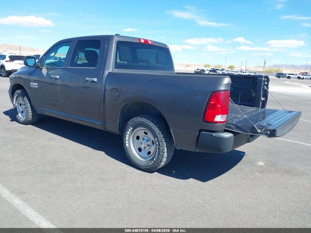 2015 RAM 1500 1C6RR6KG5FS789163 Photo 2