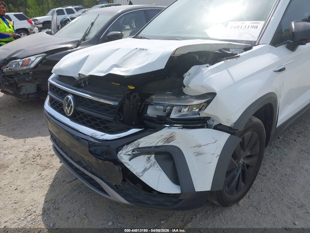 Aukcja sprzedaży 2022 Volkswagen Taos 1.5t S, vin: 3VVAX7B26NM078876, numer aukcji: 44813190