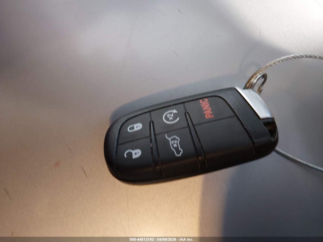 Продажа на аукционе авто 2021 Jeep Grand Cherokee Laredo X 4x4, vin: 1C4RJFAG5MC583589, номер лота: 44813192