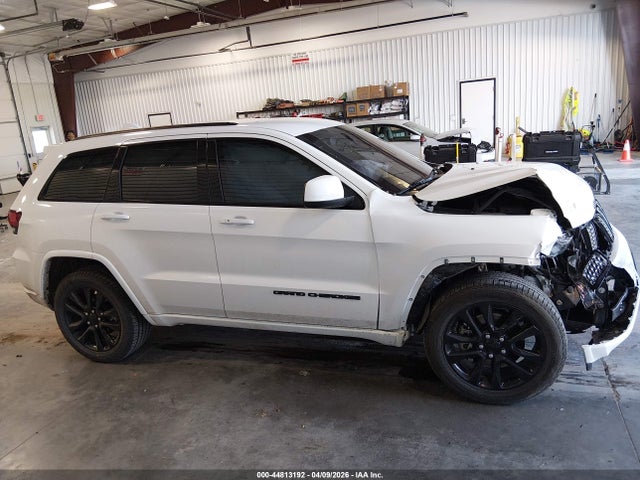 Продажа на аукционе авто 2021 Jeep Grand Cherokee Laredo X 4x4, vin: 1C4RJFAG5MC583589, номер лота: 44813192