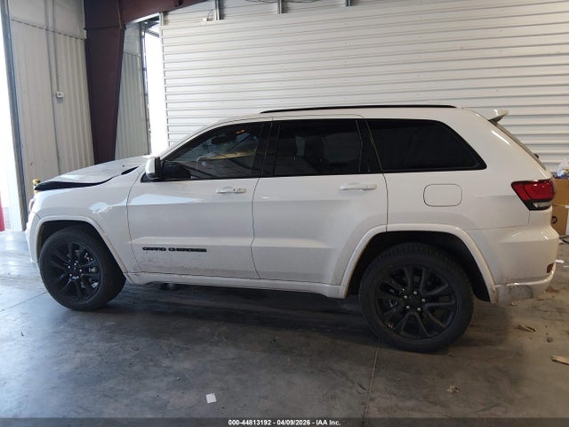 Продажа на аукционе авто 2021 Jeep Grand Cherokee Laredo X 4x4, vin: 1C4RJFAG5MC583589, номер лота: 44813192