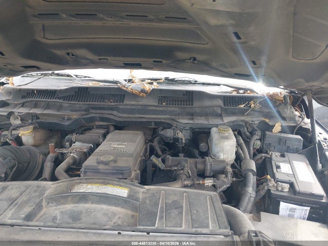 44813230 :رقم المزاد ، 3C7WDMDL2CG124347 vin ، 2012 Ram 5500 Chassis St/slt مزاد بيع