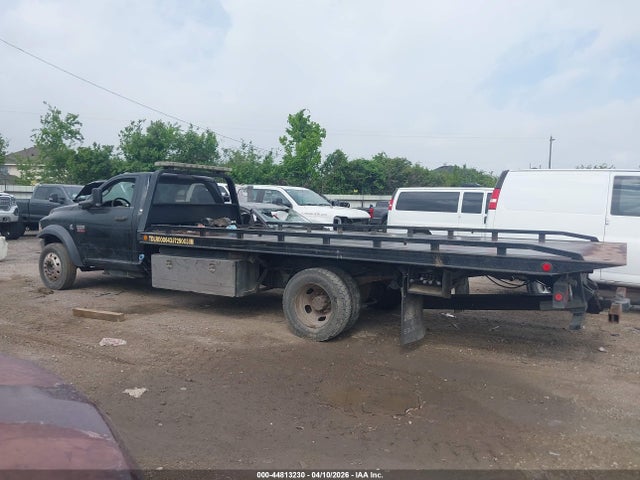 44813230 :رقم المزاد ، 3C7WDMDL2CG124347 vin ، 2012 Ram 5500 Chassis St/slt مزاد بيع