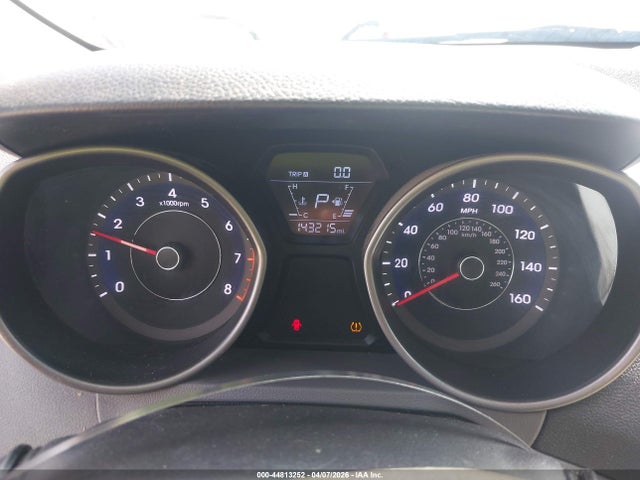 Продажа на аукционе авто 2016 Hyundai Elantra Se, vin: 5NPDH4AE1GH707682, номер лота: 44813252