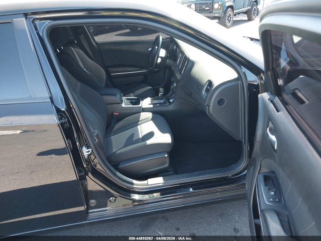 2019 DODGE CHARGER 2C3CDXBG9KH659833 Photo 4