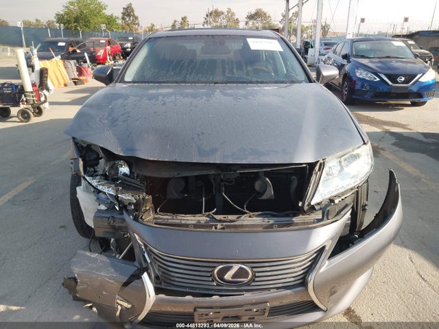 JTHBW1GG1E2069516 Lexus ES 300H