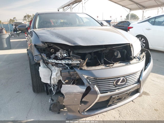 JTHBW1GG1E2069516 Lexus ES 300H